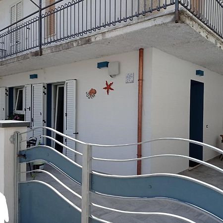 Monolocale Marizzola Apartment Cala Gonone Exterior photo