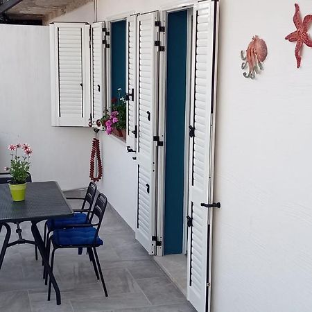 Monolocale Marizzola Apartment Cala Gonone Exterior photo