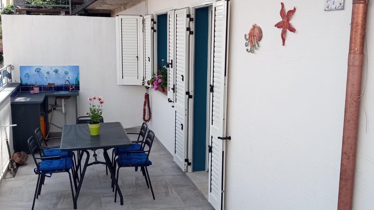 Monolocale Marizzola Apartment Cala Gonone Exterior photo